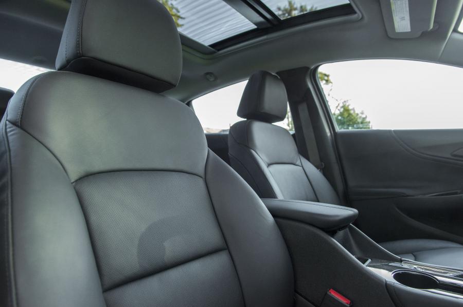  Chevrolet Malibu Premier 2016 года  (фото 17 из 23)